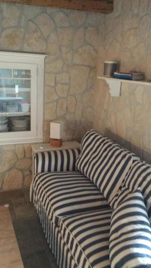 Maja Stone House Villa Kornić Exteriör bild